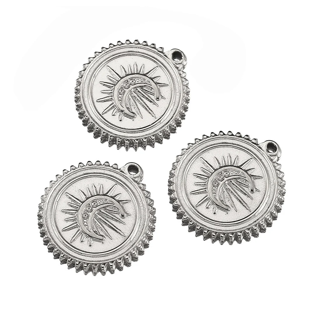 Stainless Steel Heart Shaped Vintage Jewelry Accessories Pendant With Electroplating - Image 9