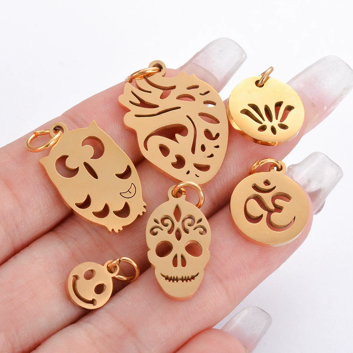 Stainless Steel Hollow Heart Skull Smiley Owl Symbol Polished Pendant Jewelry Accessories Electroplated - Image 3