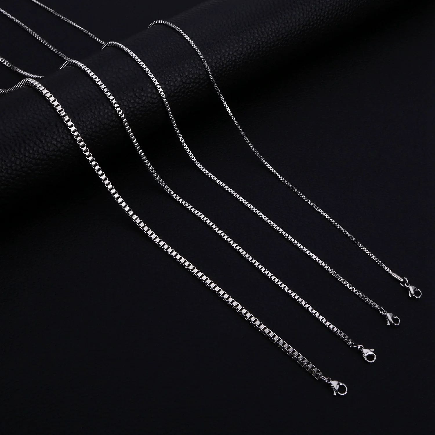 Stainless Steel Jewelry Accessories Box Chain With Geometric Style Wave Letters Numbers Text Electroplated For Unisex - Image 3