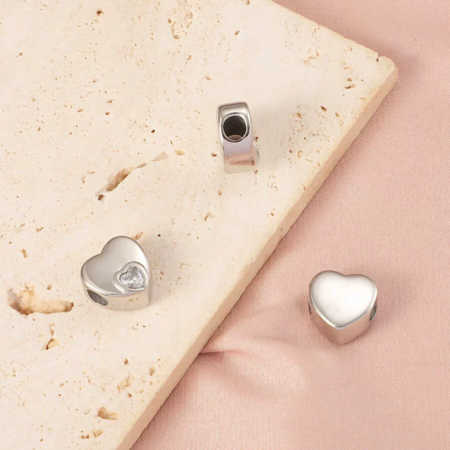 Stainless Steel Mirror Polished Heartshaped Pendant With Diamonds For Diy Jewelry Accessories Nonfading Lovely Style