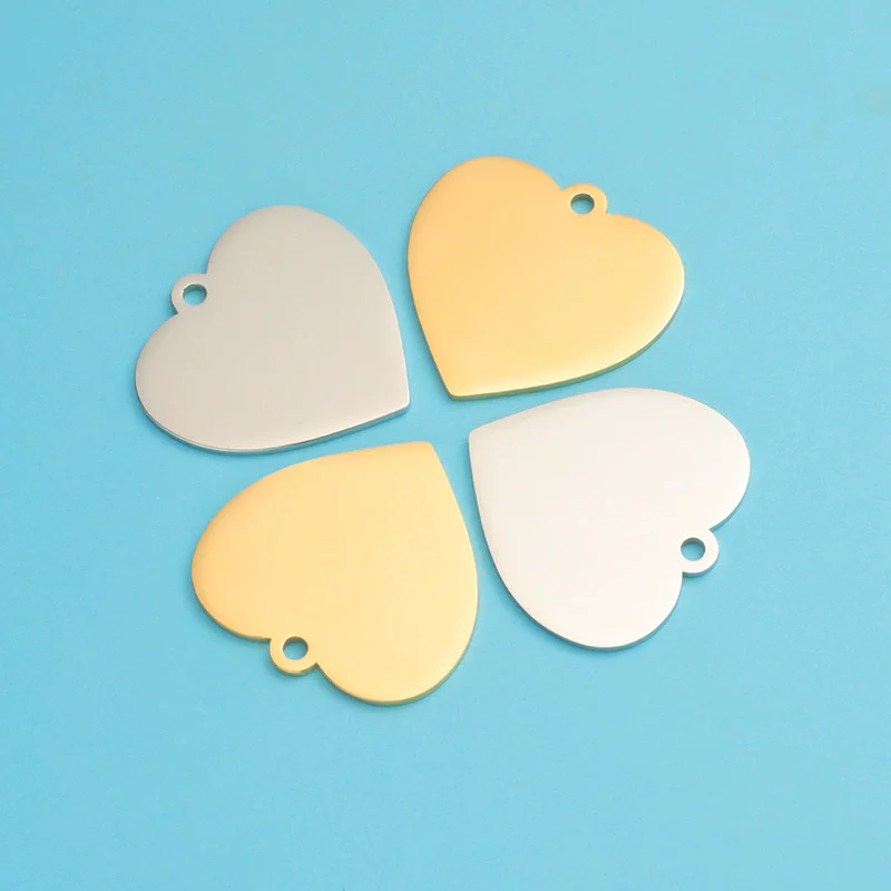 Stainless Steel Peach Heart Loveshaped Pendant Necklace Accessories With Fine Polishing - Image 2
