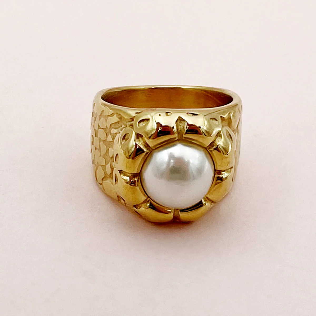 Stainless Steel Pearl Embossed Sunflower Wide Ring For Women Electroplated French Retro Style - Image 6