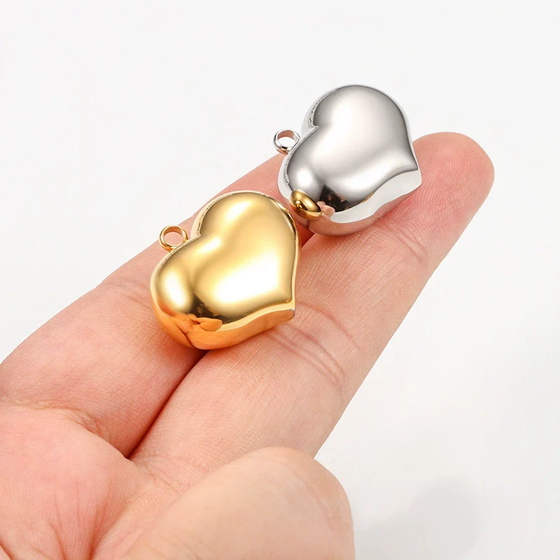 Stainless Steel Polished Heartshaped Pendant Necklace Bracelet With High Polishing And Laser Logo Electroplating Treatment - Image 4