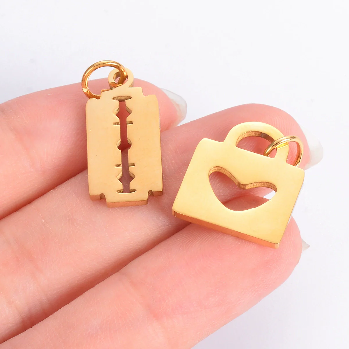 Stainless Steel Polished Hollow Palm Wings Key Lock Sun Star Compass Symbol Jewelry Pendant With Electroplating And Geometric Design - Image 3