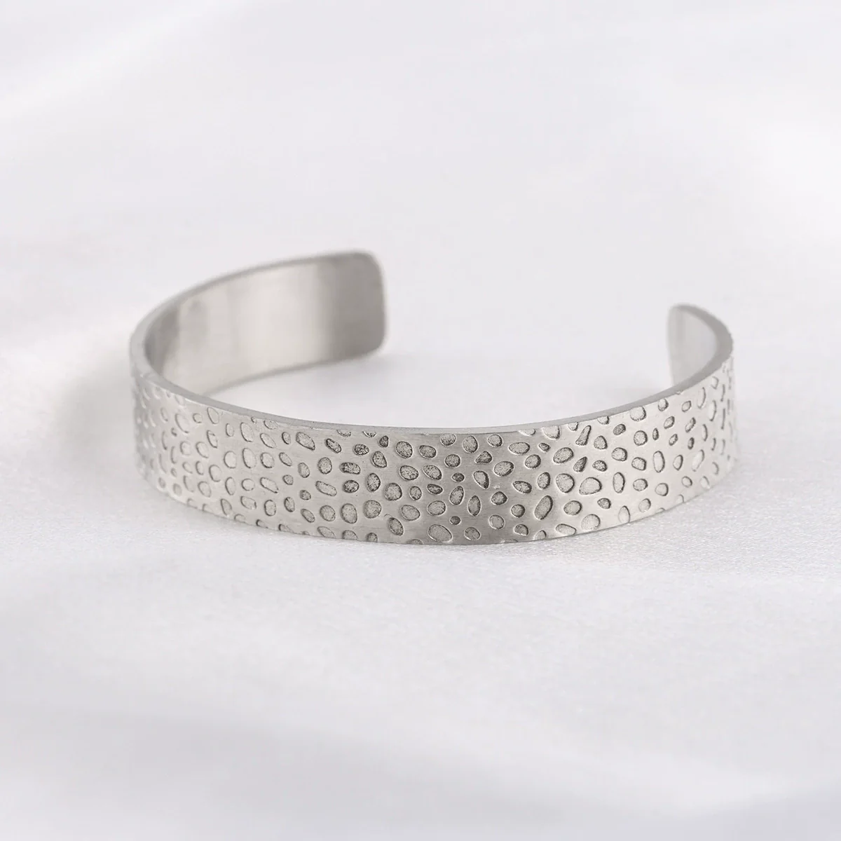 Stainless Steel Retro Casual Geometric Irregular Spot Cshaped Open Wide Face Polished Bracelet - Image 3