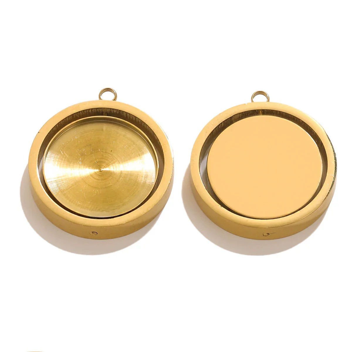 Stainless Steel Round Carved Pendant With Hirback Pattern And Electroplating Treatment - Image 5