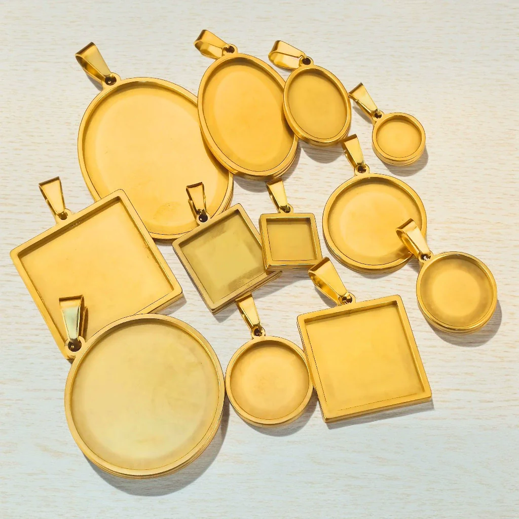 Stainless Steel Round Geometric Necklace Pendant With Melon Buckle And Electroplating Treatment - Image 4