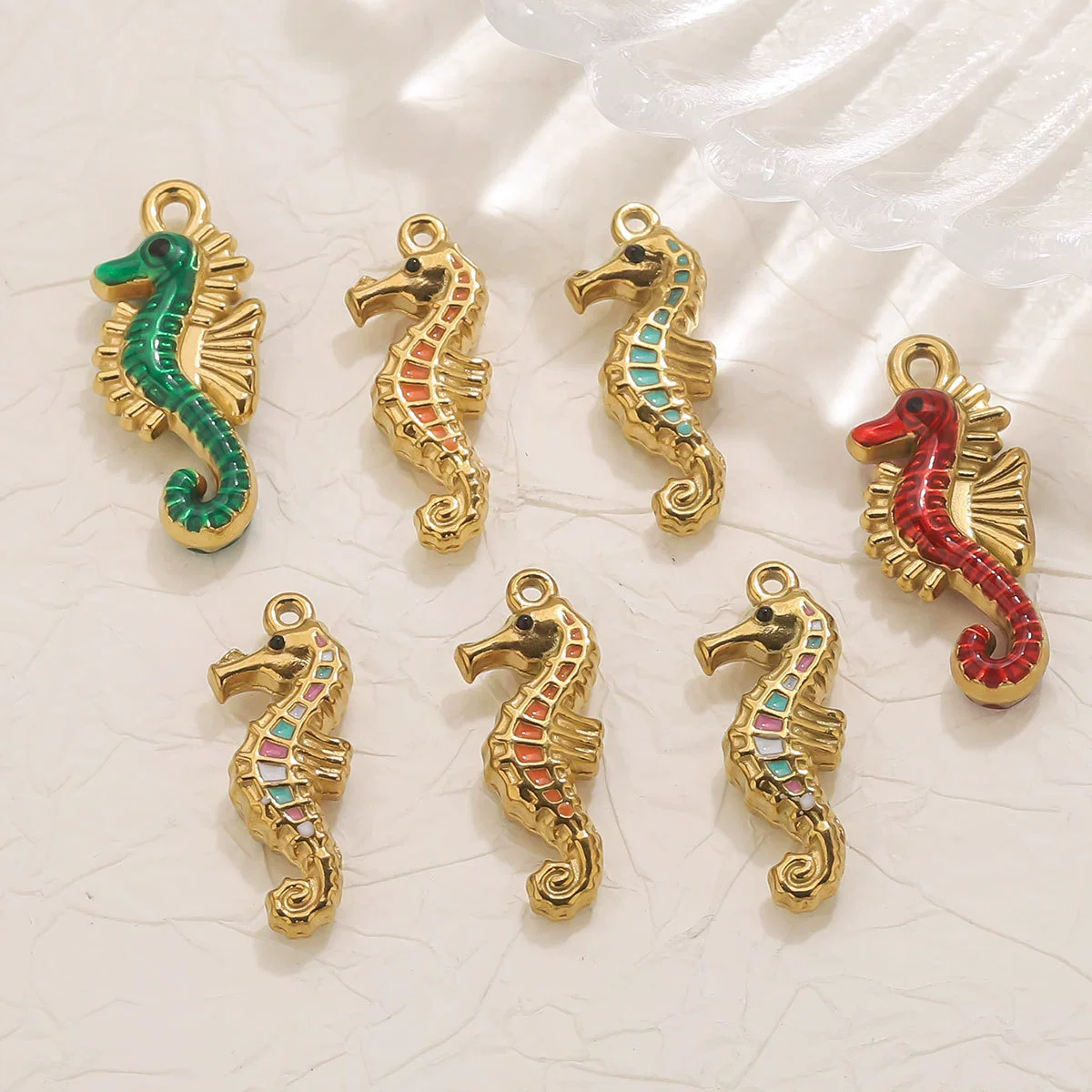 Stainless Steel Seahorse Pendant For Jewelry Electroplated With 18K Real Gold Oil Drop Colorful Ocean Style