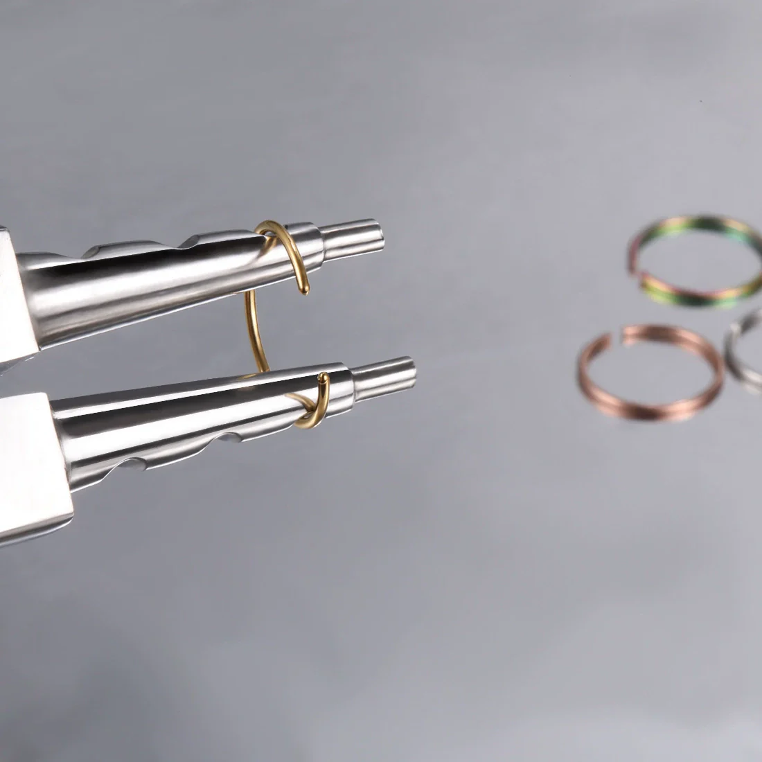 Stainless Steel U Shaped Electroplated Hole Free Nose Ring And Fake Lip Ring Jewelry Unisex - Image 4