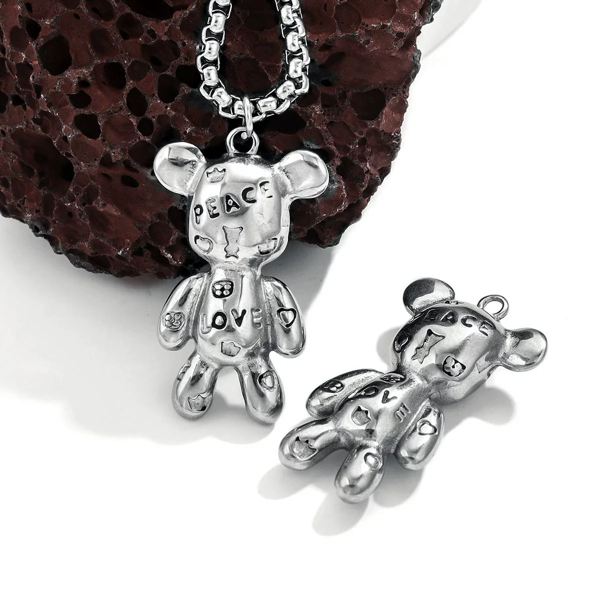 Stainless Steel Vintage Personality Violent Bear Pendant Necklace With Compass Pattern And Electroplating Treatment - Image 3
