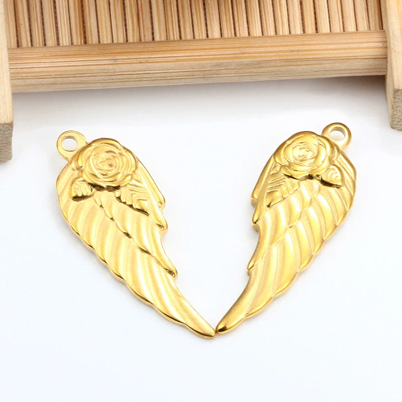 Stainless Steel Wings Pendant Necklace Jewelry Accessories With Vacuum Furnace Plating Gold And Electroplating Design - Image 4