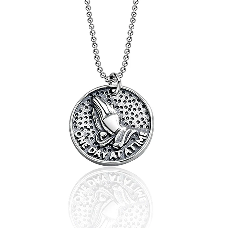 Sterling Silver 925 Prayer Hand Pendant Necklace Geometric Style Electroplated Unisex - Image 5
