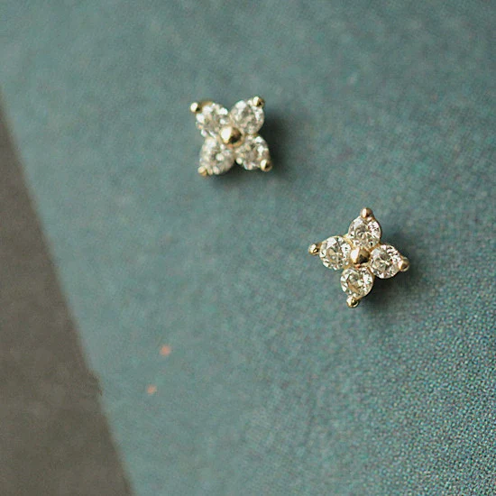 Sterling Silver Fourleaf Clover Flower Shape Earrings For Women 14K Goldplated With Fourdiamond Zircon - Image 4
