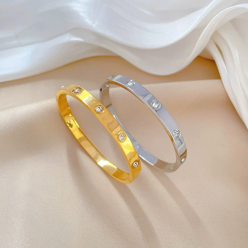Titanium Steel Bracelet Retro Fashion Electroplated Jewelry - Image 2