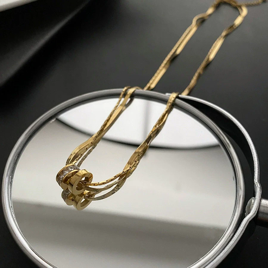 Titanium Steel Geometric Clavicle Chain Necklace For Women With Electroplating And Water Wave Chain Style - Image 5