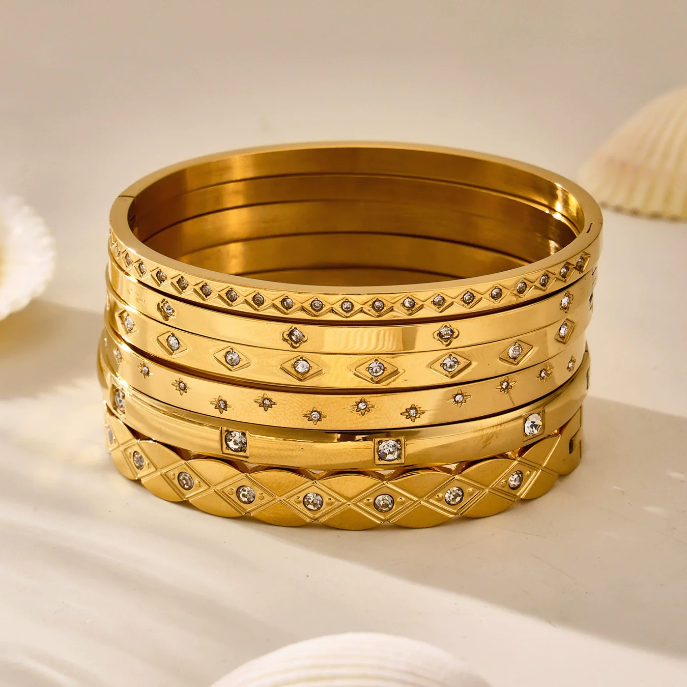 Titanium Steel Geometric Electroplated Fashion Ladies Bracelet - Image 3