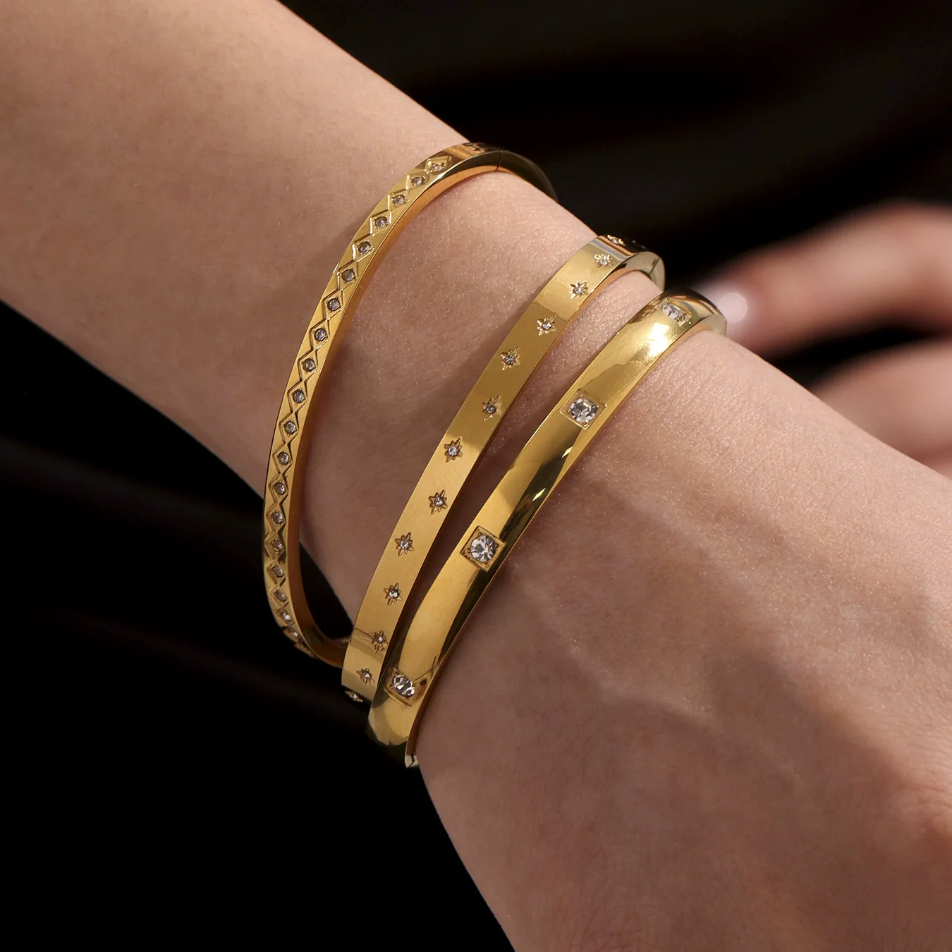 Titanium Steel Geometric Electroplated Fashion Ladies Bracelet - Image 4