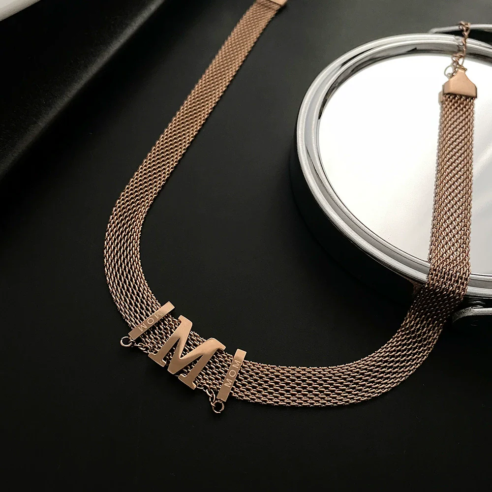 Titanium Steel Geometric Light Luxury Women's Necklace - Image 3