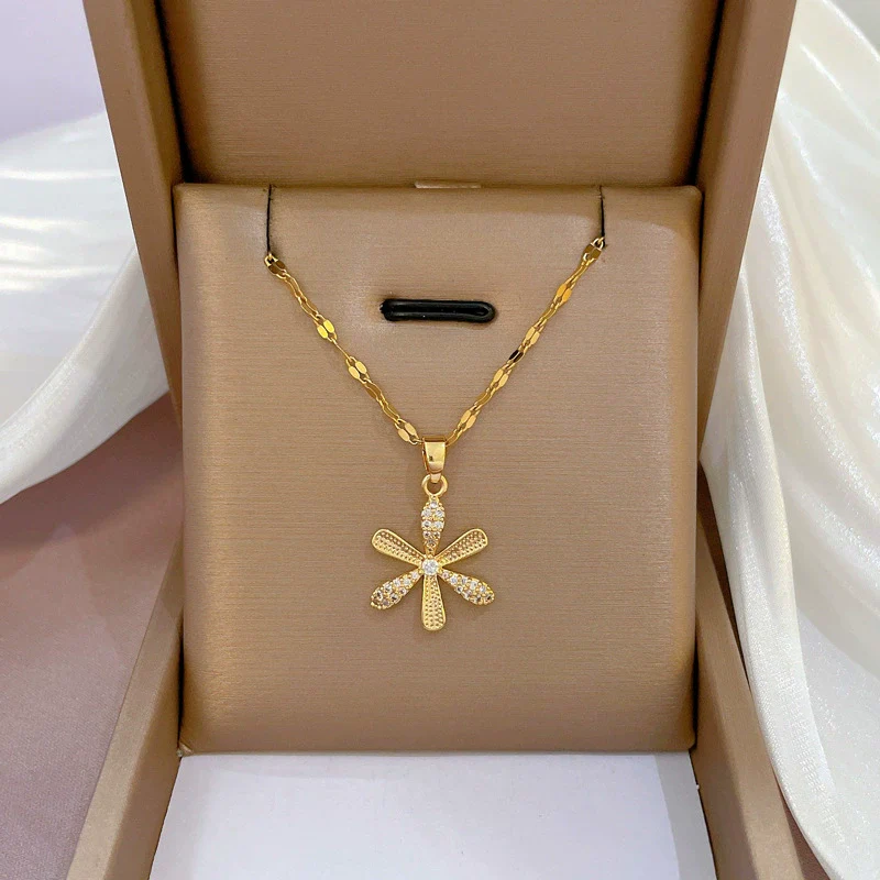 Titanium Steel Geometric Microinlaid Zircon Sprouting Large Flower Women's Necklace Copper Electroplated Gold Pendant