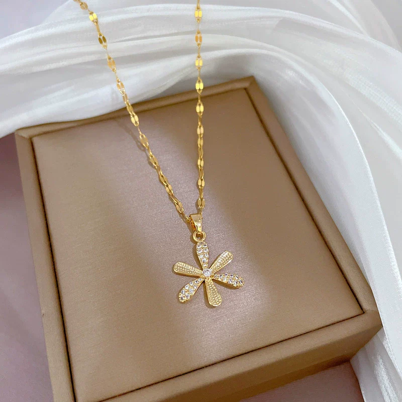 Titanium Steel Geometric Microinlaid Zircon Sprouting Large Flower Women's Necklace Copper Electroplated Gold Pendant - Image 2