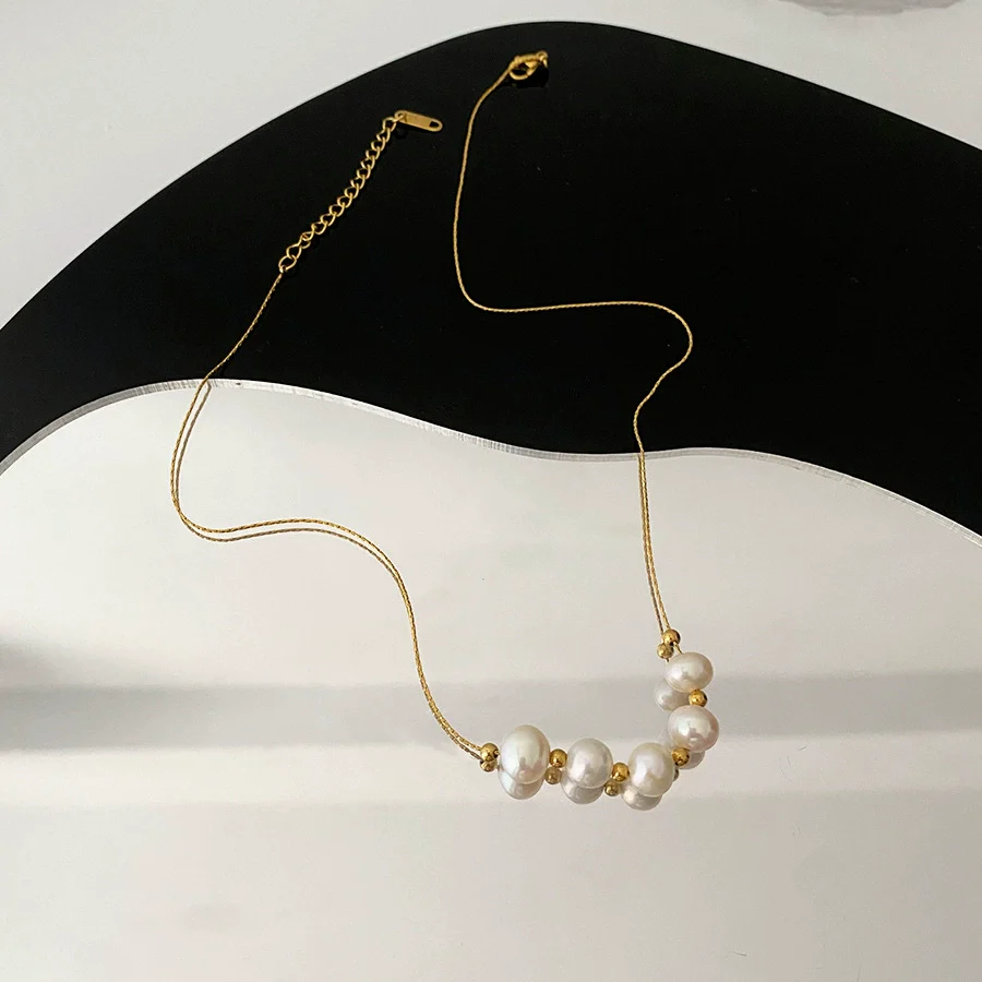 Titanium Steel Geometric Pearl Pendant Necklace For Women Light Luxury Snake Bone Chain - Image 4