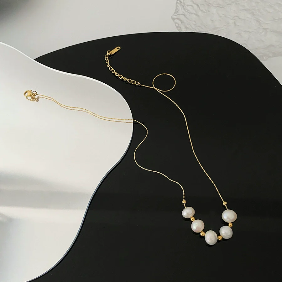 Titanium Steel Geometric Pearl Pendant Necklace For Women Light Luxury Snake Bone Chain - Image 6