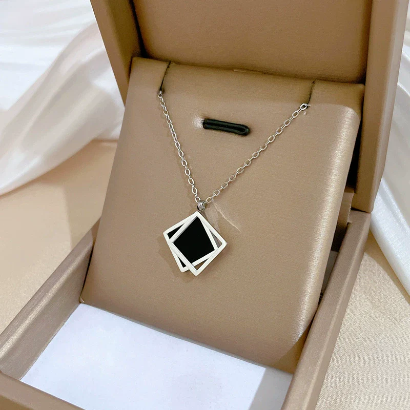 Titanium Steel Geometric Square Necklace With Furnace Real Gold Electroplating For Unisex - Image 4