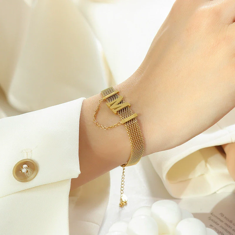 Titanium Steel Gold Plated Women's Jewelry Set With Letter M Tassel Pearl Collar Necklace And Bracelet - Image 5