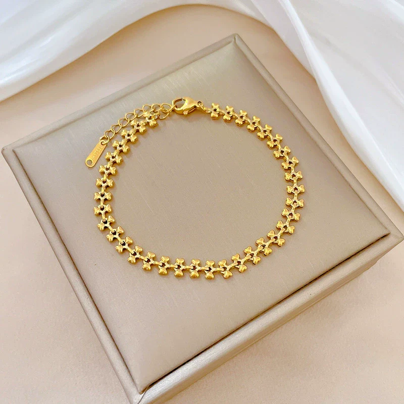 Titanium Steel Heart Dog Bone Chain Bracelet For Women With Gold Inlaid Constellation Pattern Retro Style - Image 5