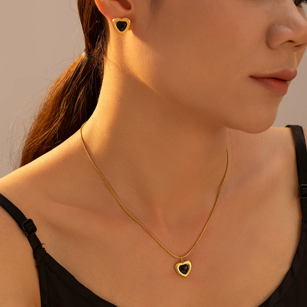 Titanium Steel Heart Shape Retro Minimalist Electroplated Necklace And Earrings For Women - Image 2