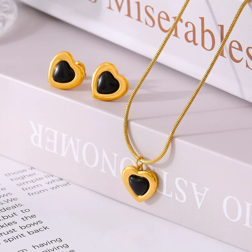 Titanium Steel Heart Shape Retro Minimalist Electroplated Necklace And Earrings For Women - Image 3