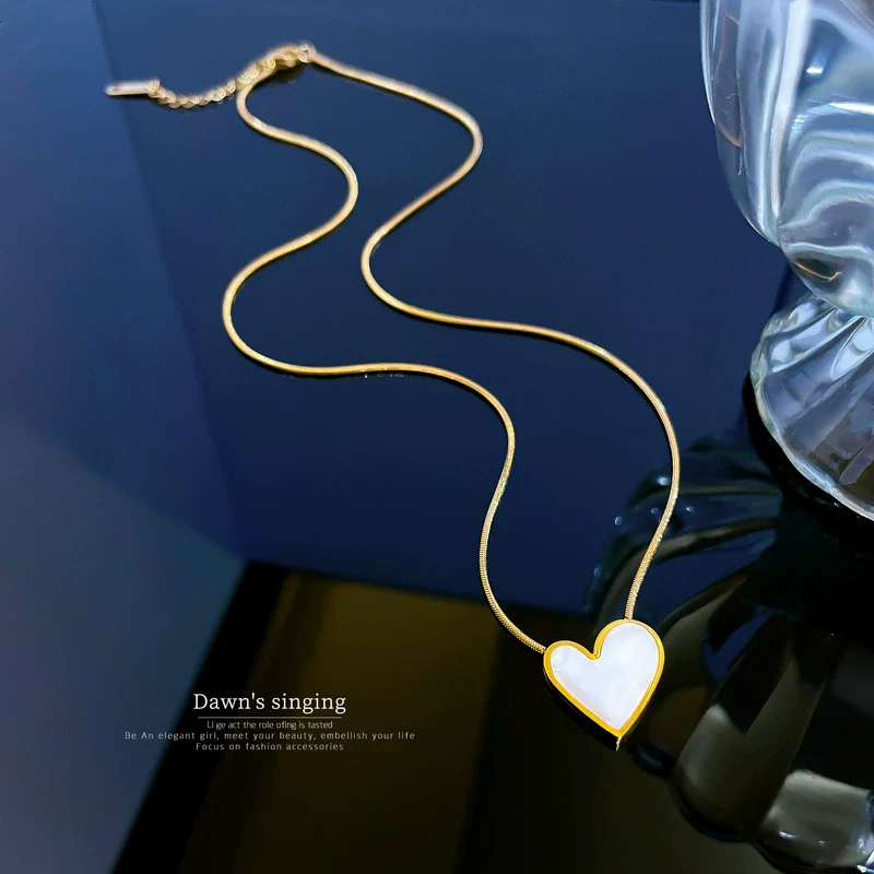 Titanium Steel Love Motherofpearl Normcore Style Cartoon Geometric Furnace Real Gold Plated Necklace For Women - Image 4
