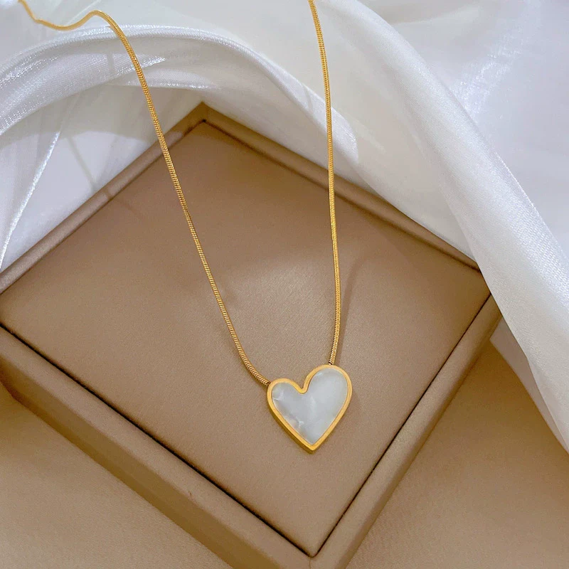 Titanium Steel Love Motherofpearl Normcore Style Cartoon Geometric Furnace Real Gold Plated Necklace For Women - Image 5