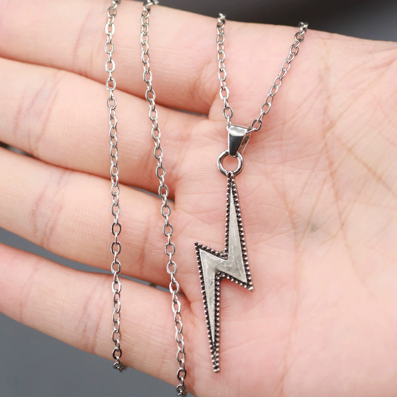 Titanium Steel Luminous Lightning Pendant Unisex Fashion Necklace With Geometric Style And Electroplating Treatment - Image 3