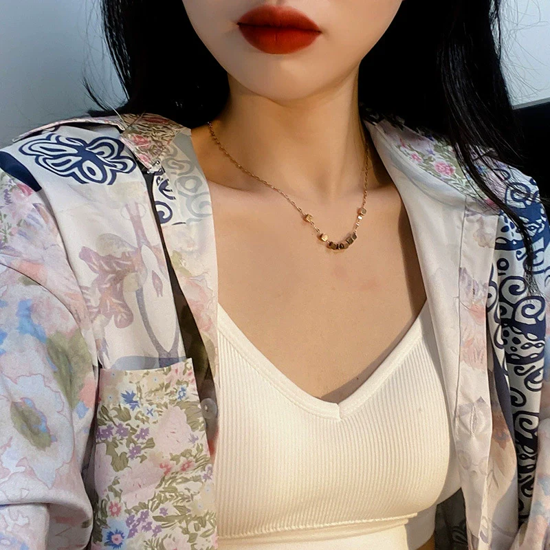 Titanium Steel Octagonal Geometric Light Luxury Women's Necklace With Electroplating And Blade Chain - Image 4