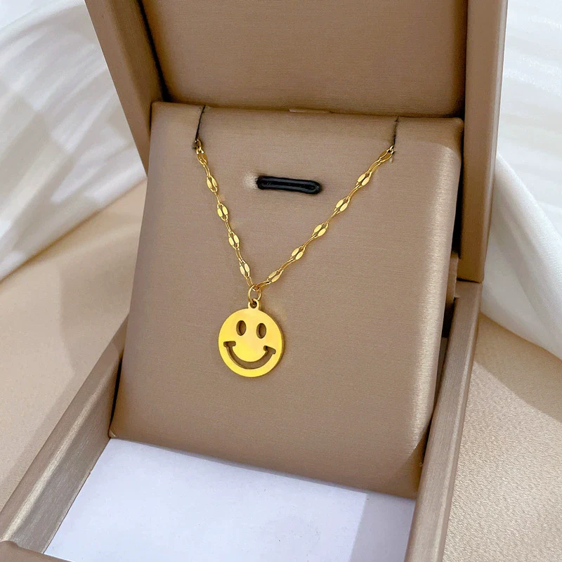Titanium Steel Round Smiling Face Geometric Fashion Minimalist Electroplated Necklace For Women And Unisex