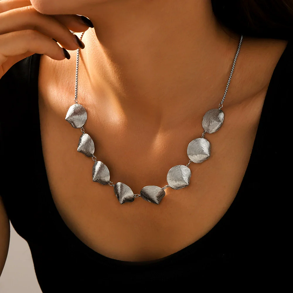 Titanium Steel Shell Pattern Jewelry Set With Electroplating Necklace And Earrings - Image 4