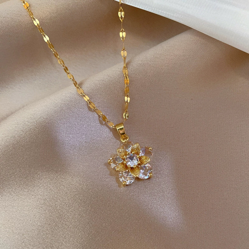 Titanium Steel Snowflake Zircon Pendant Necklace Microinlaid Copperplated Real Gold Geometric Cartoon Style For Female - Image 6