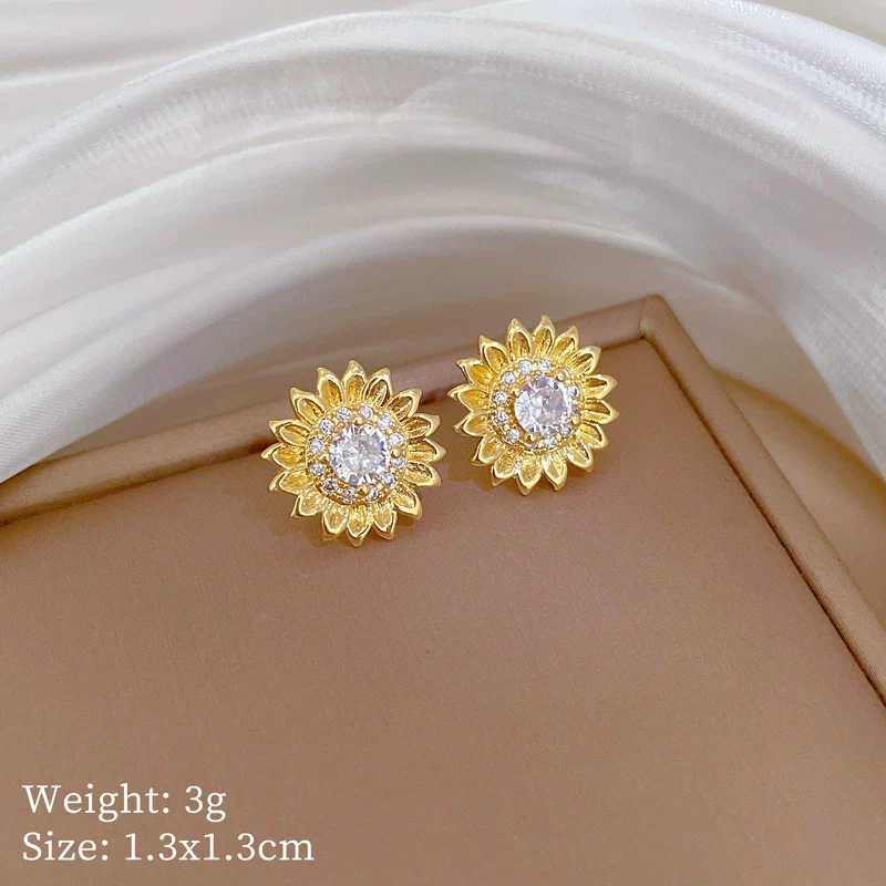 Titanium Steel Women's Light Luxury Geometric Hollow Camellia Earrings Necklace Set With Electroplating - Image 6