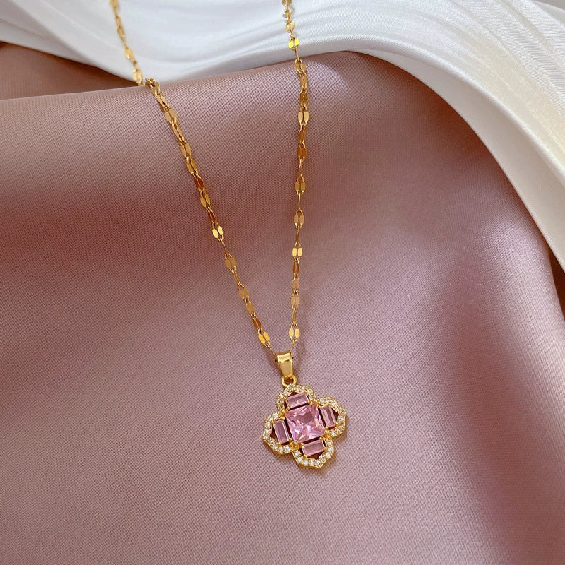 Titanium Steel Women's Light Luxury Necklace With Geometric Pattern And Diamond Microinlaid Flower Pendant - Image 4