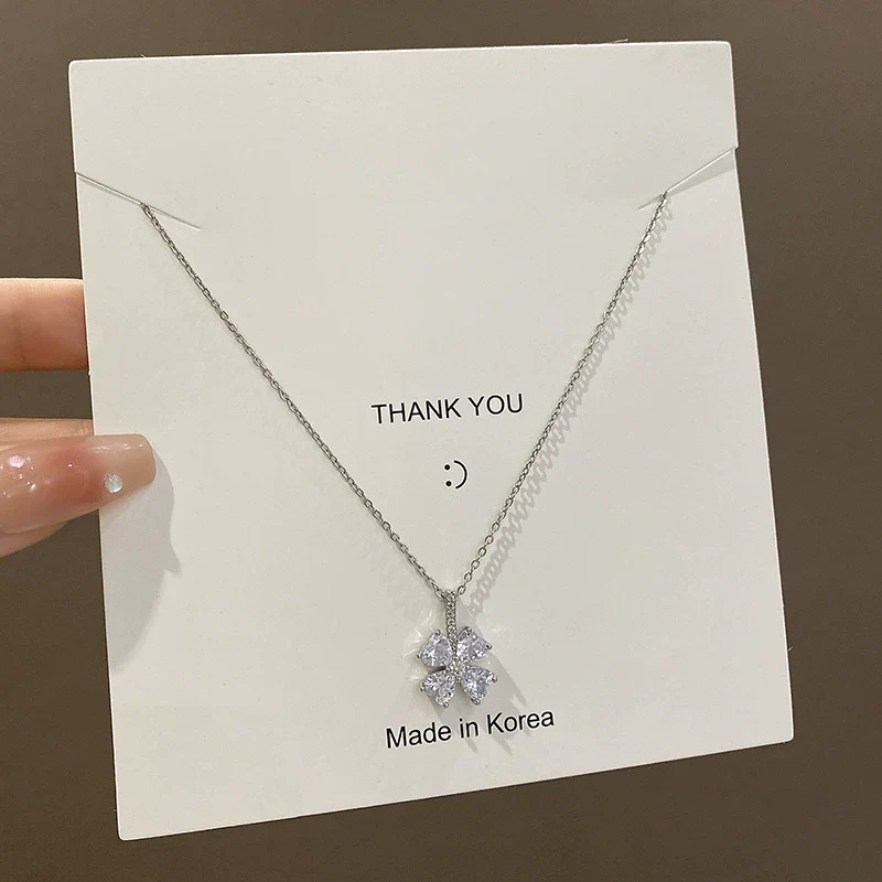 Titanium Steel Women's Light Luxury Niche Design Heart Shape Pendant Clavicle Chain Necklace With Electroplating - Image 6