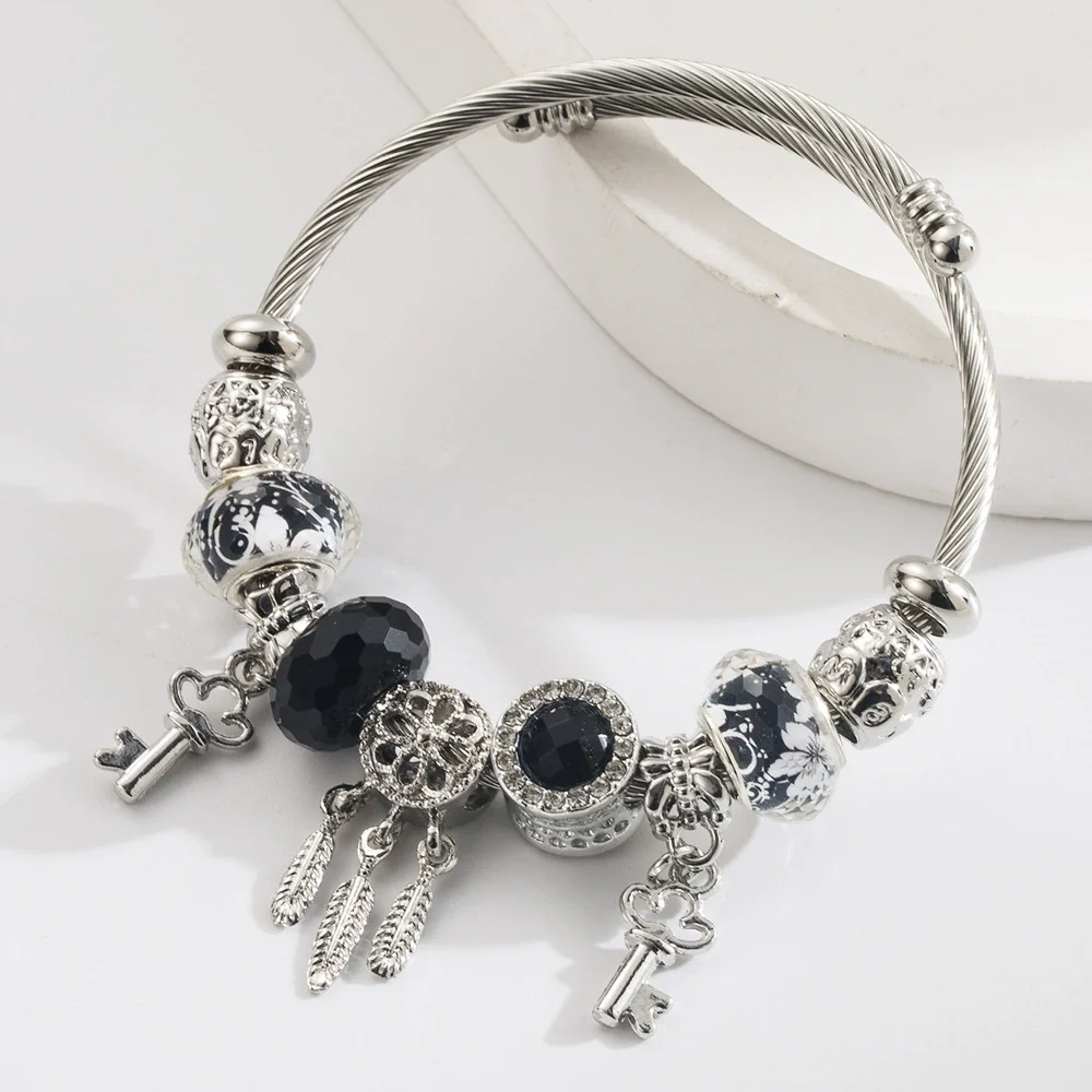 Trendy Fashion Electroplated Alloy Key Pendant Bracelet For Unisex Adjustable - Image 4