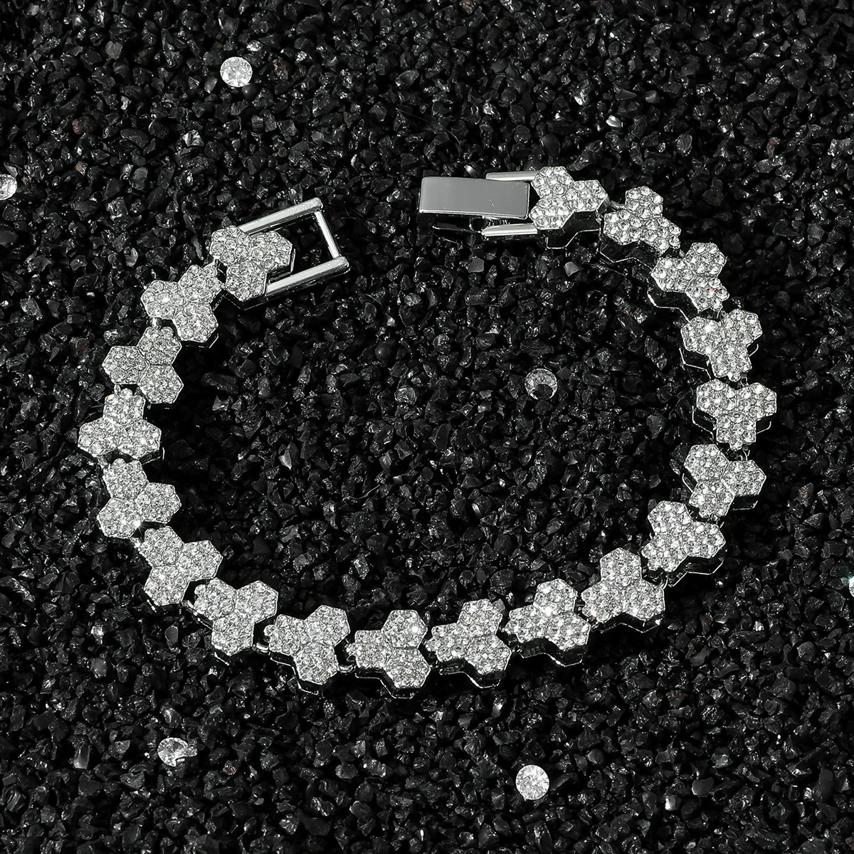 Unisex Hip Hop Style Alloy Cuban Chain Necklace Set With Diamonds And Geometric Triangle Stitching - Image 11