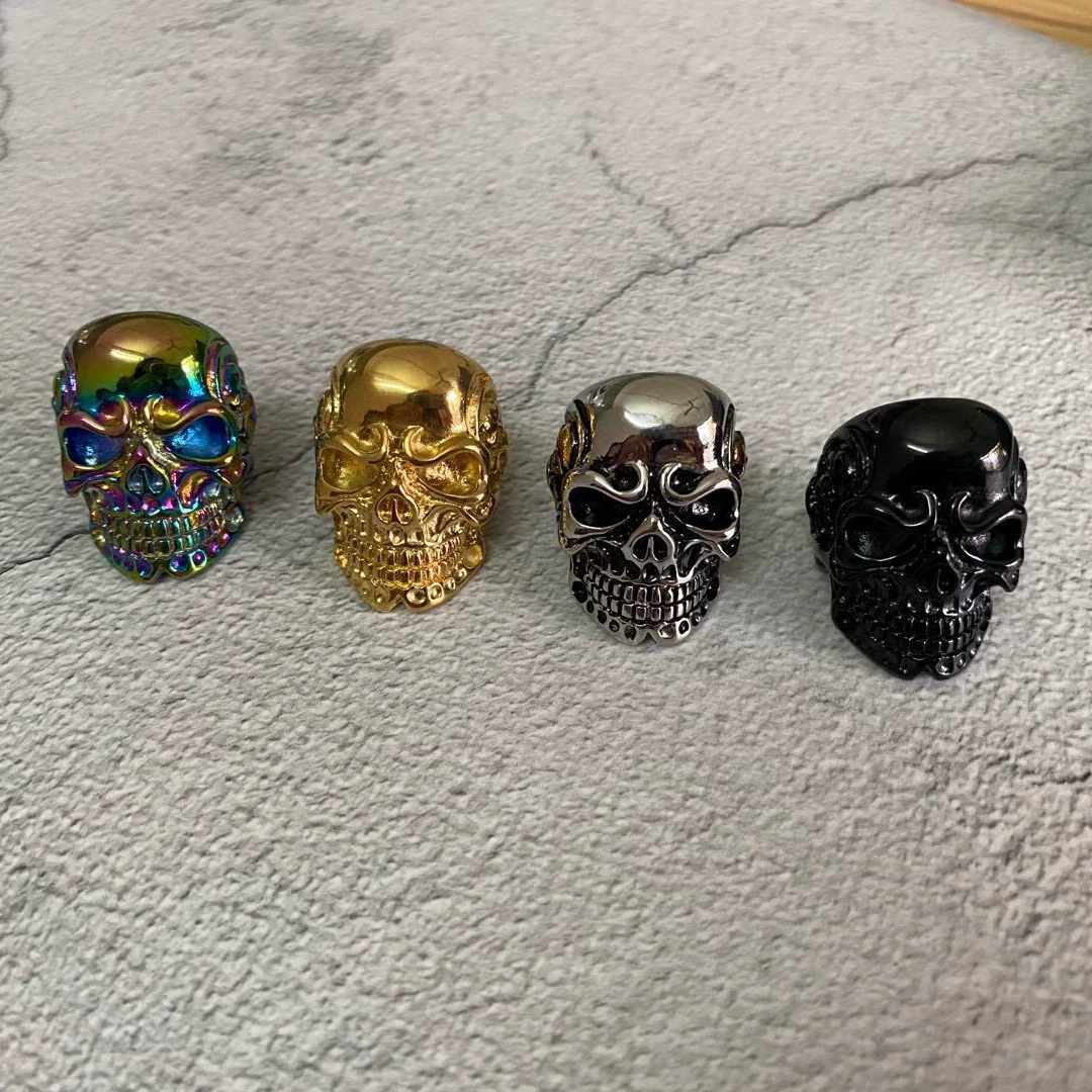 Unisex Retro Hiphop Skull And Flowers Titanium Steel Ring With Oil Treatment
