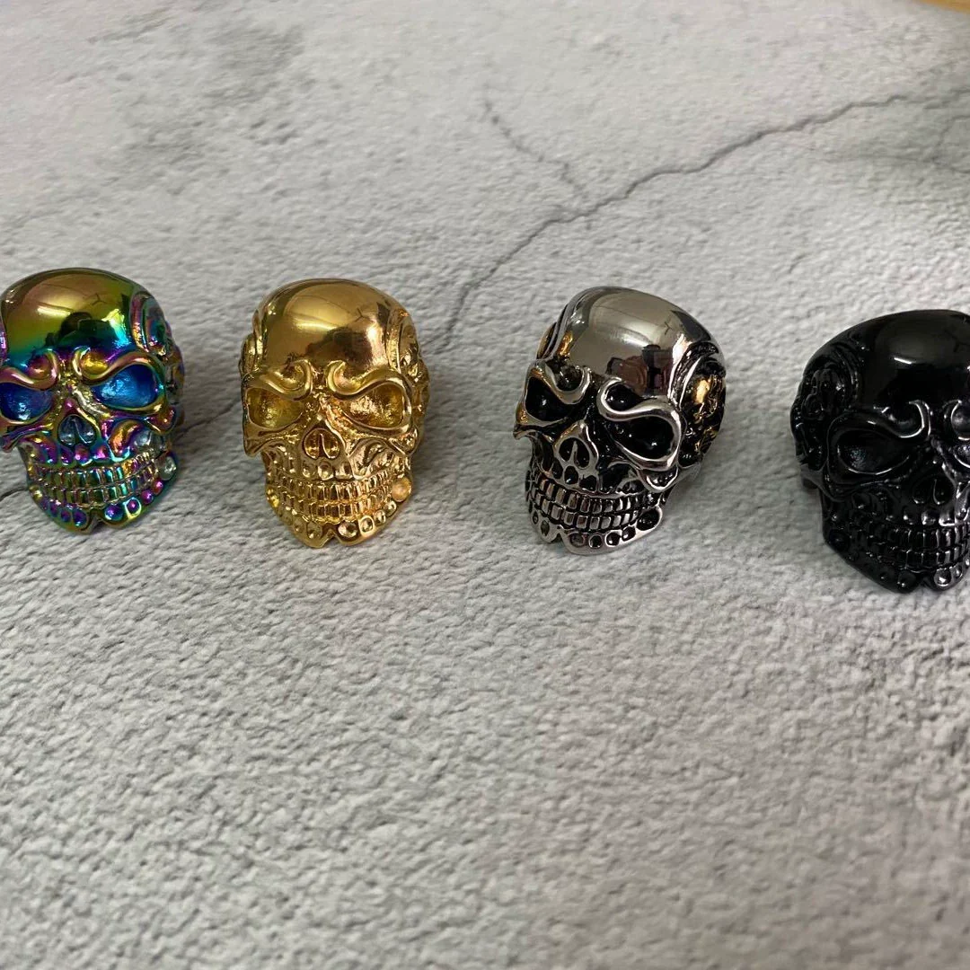 Unisex Retro Hiphop Skull And Flowers Titanium Steel Ring With Oil Treatment - Image 3
