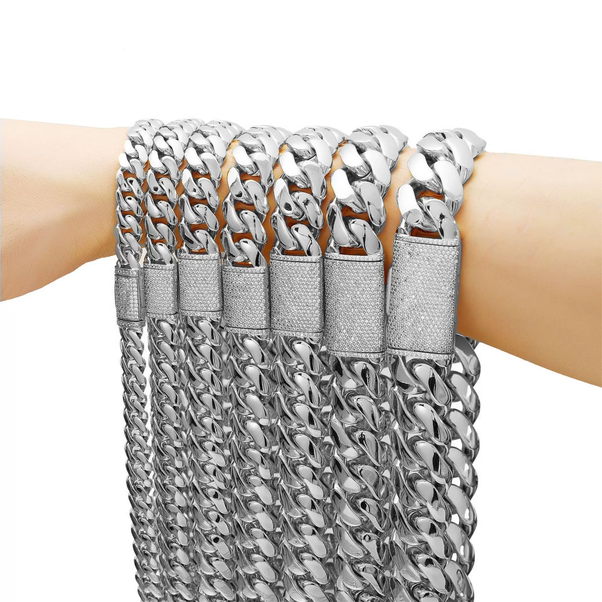 Unisex Stainless Steel Geometric Cuban Chain Necklace Polished With Zircon Diamond Buckle