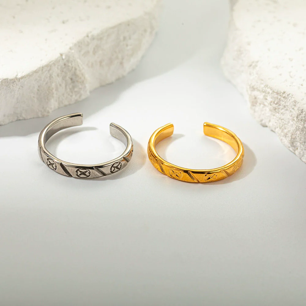 Unisex Stainless Steel Simple Geometric Ring With Electroplating Design - Image 8