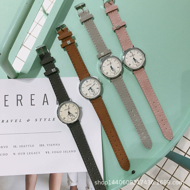 Universal Casual Artistic Retro Women's Watch With Alloy Case And Ordinary Glass Mirror