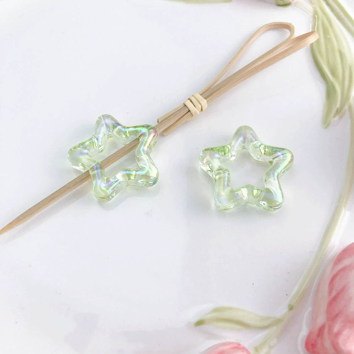 Uvplated Acrylic Photo Frame Love Stars Diy Handmade String Beads Mobile Phone Chain Pendant Jewelry Clothing Accessories - Image 20
