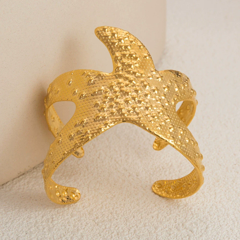 Vintage Animals Starfish Stainless Steel 18K Electroplated Hammer Bracelet For Women - Image 2